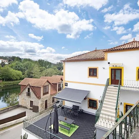 Casa Da Ponte بيت للعطل